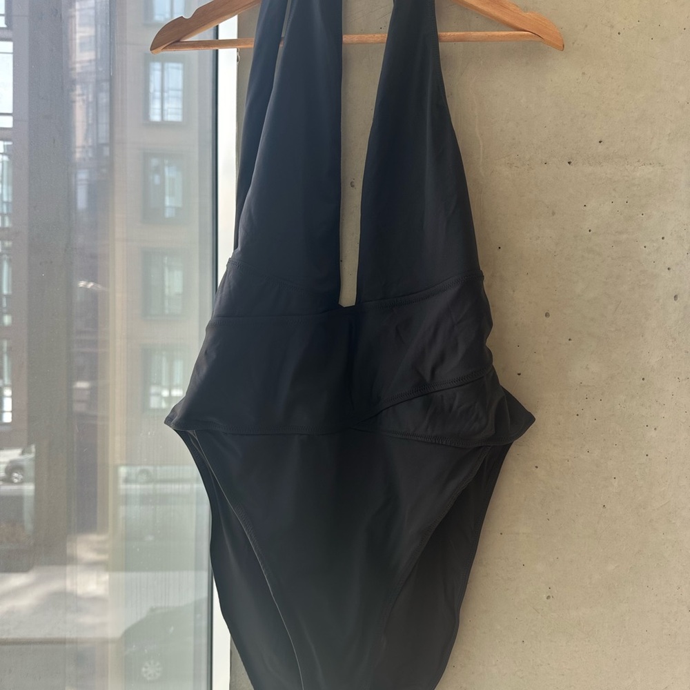 SKIMS Swim Black One Piece Plunge Monokini - size 3x